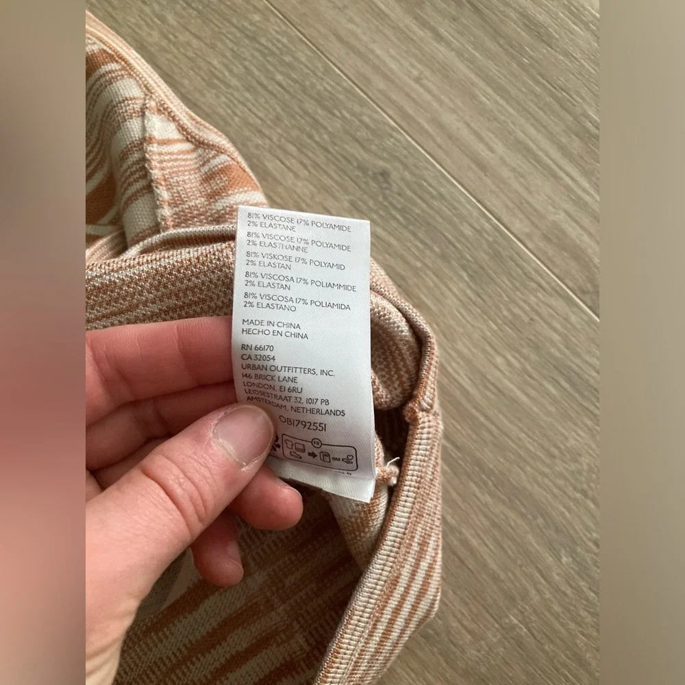 NWT By Anthropologie One-Shoulder Sweater Top - Medium - Picture 5 of 8